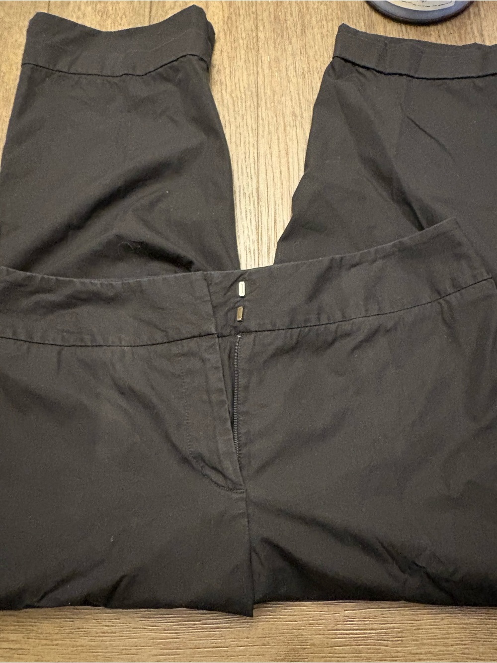 Liz Claiborne Black Women’s Cropped Dress Pants - 8 petite
